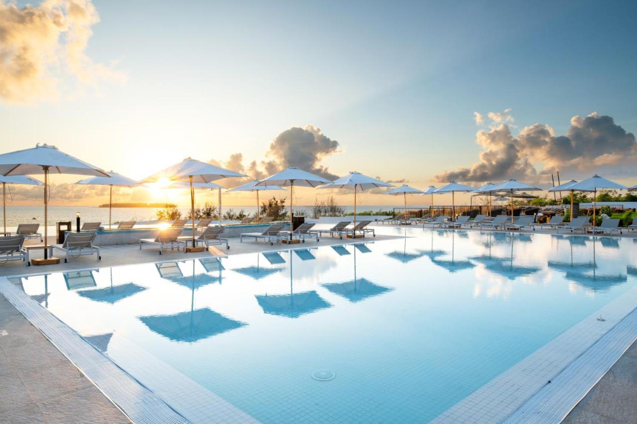 Hotel The Mora Zanzibar Matemwe  Esterno foto The Beach Club at Atlantis Paradise Island