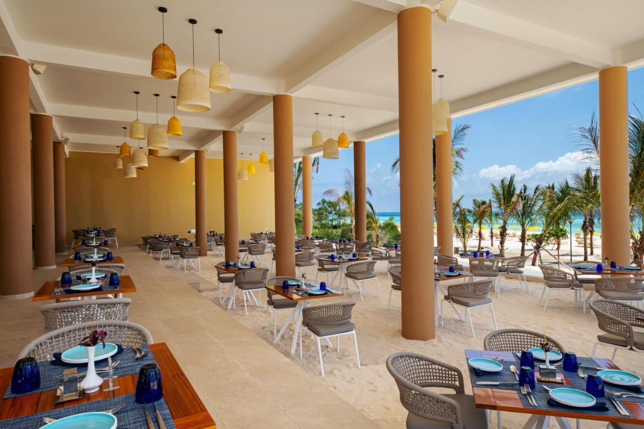 Hotel The Mora Zanzibar Matemwe  Esterno foto The buffet at the buffet restaurant